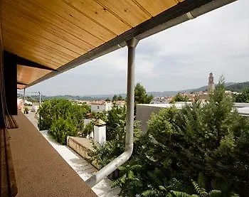 Hotel De 3*